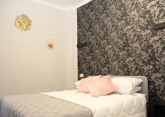 Vite 99 - Piazza Di Spagna Bed & Breakfast 4*